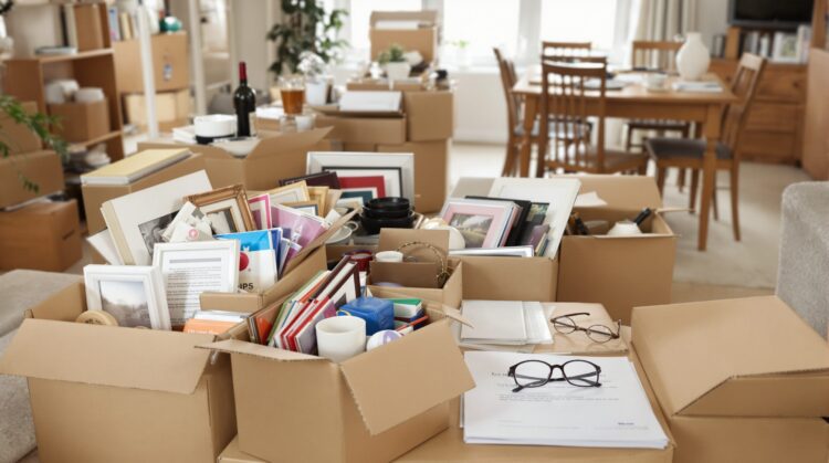peut-on vider une maison avant la succession